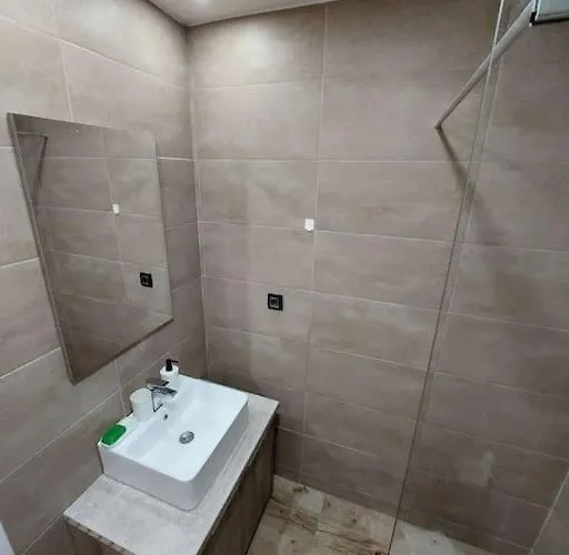 公寓 Mile High -n Lux 90a Milmari 科帕奥尼克